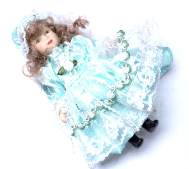 porcelanowa KOLEKCJONERSKA LALECZKA vintage