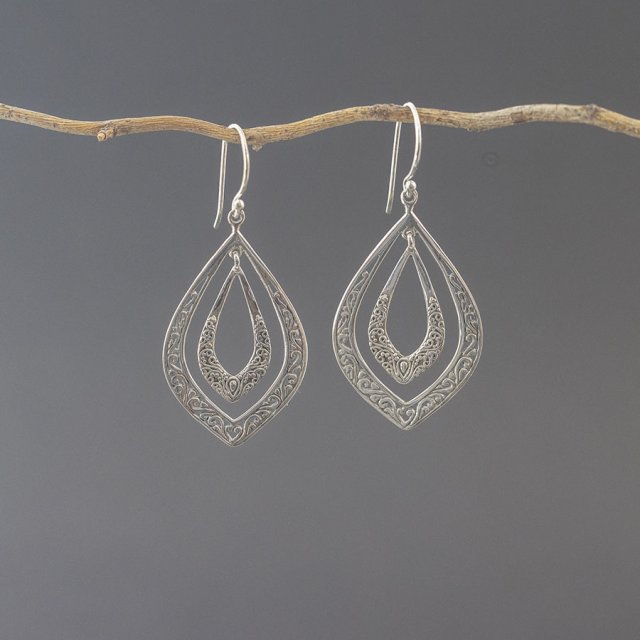 Srebrne kolczyki w orientalnym stylu