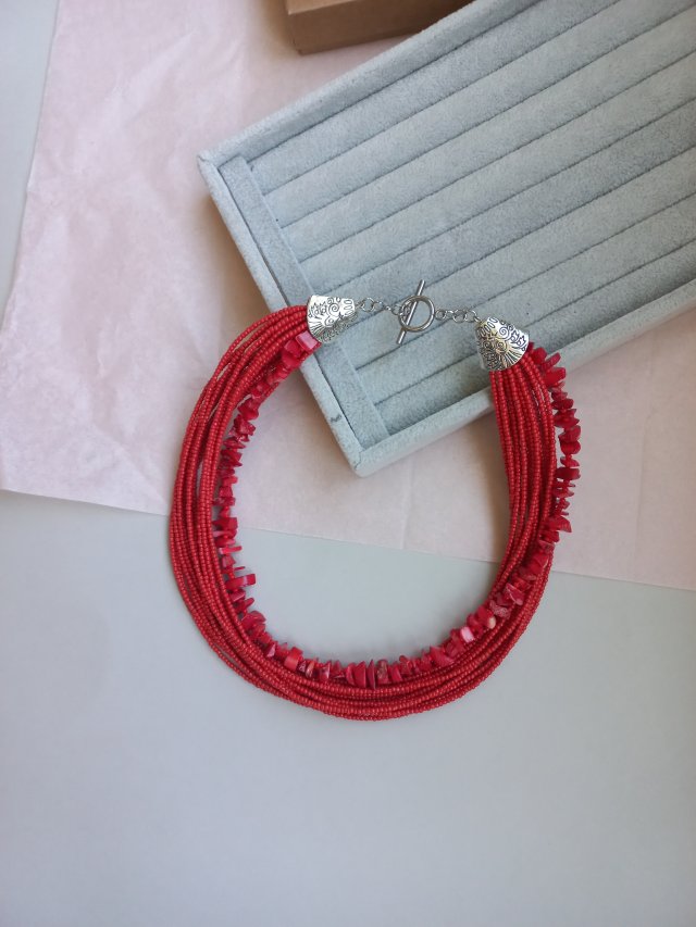 Naszyjnik czerwony