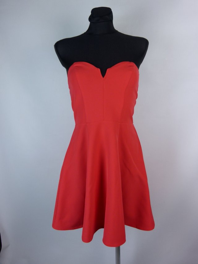 Divided by H&M sukienka mini na biust / 36