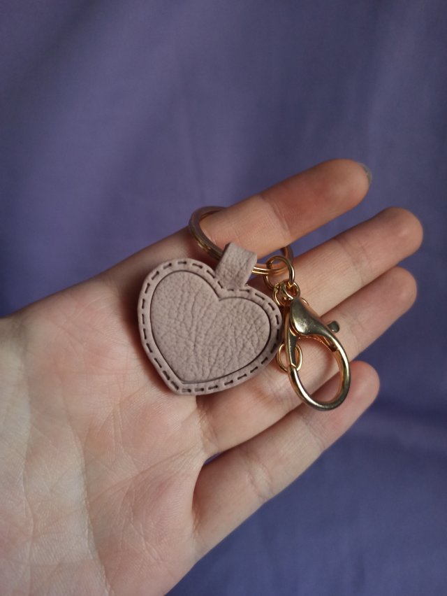 Brelok w kształcie serca różne kolory