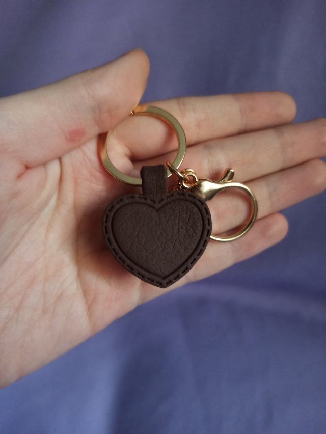 Brelok w kształcie serca różne kolory