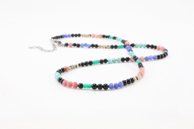 Naszyjnik "Moc Kolorów" – Mieszanka Kamieni Naturalnych