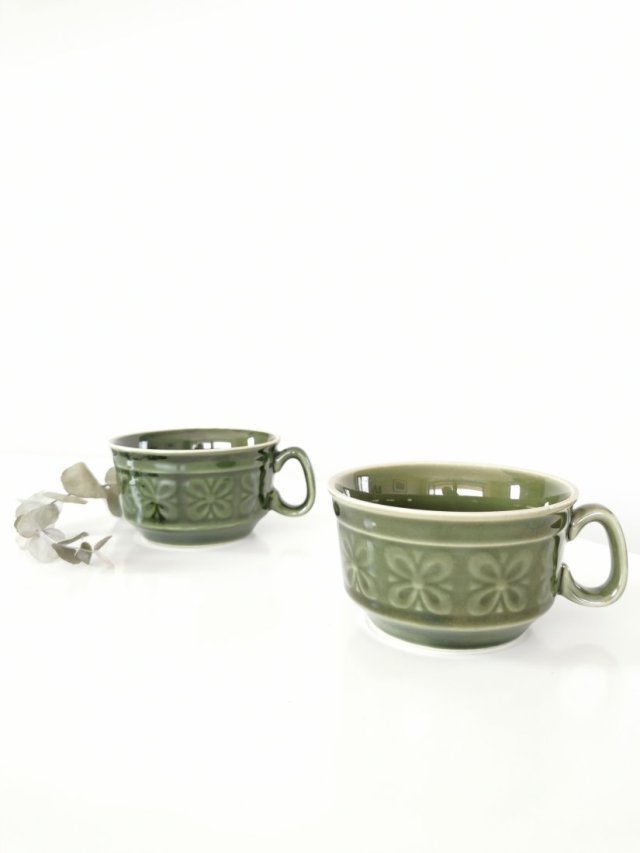 Filiżanka Werina zielona Porcelit Pruszków, II połowa XX w. PRL