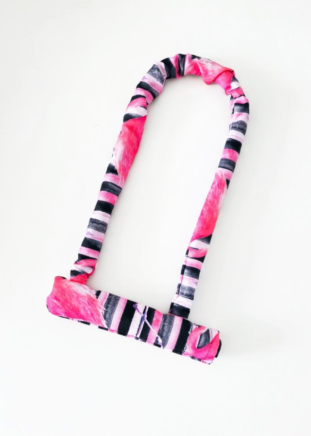 Blokada Zapięcie rowerowe u-lock FLAMINGI PASKI