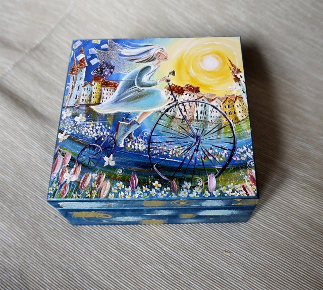 Poranek na dobre wiadomości – Szkatułka