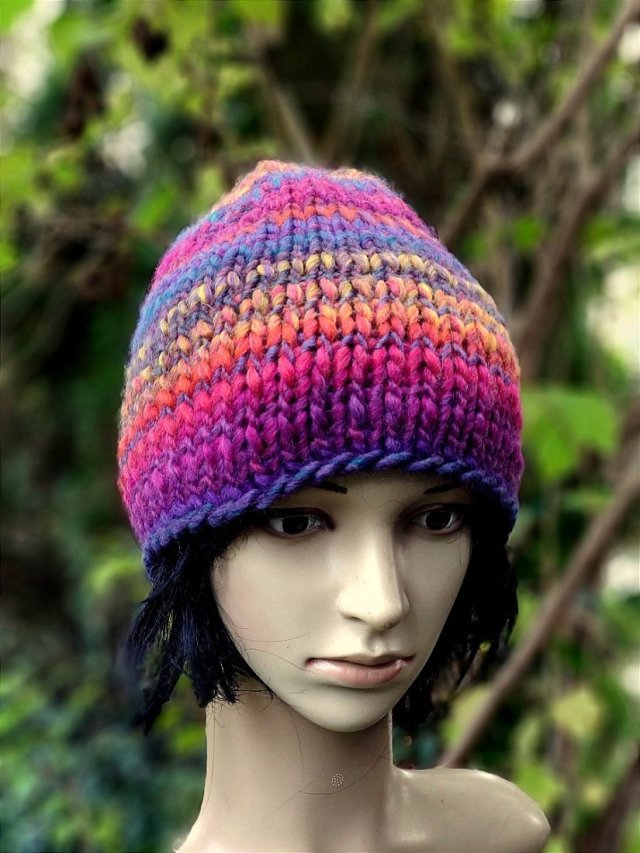 Baśniowe kwiaty / czapa