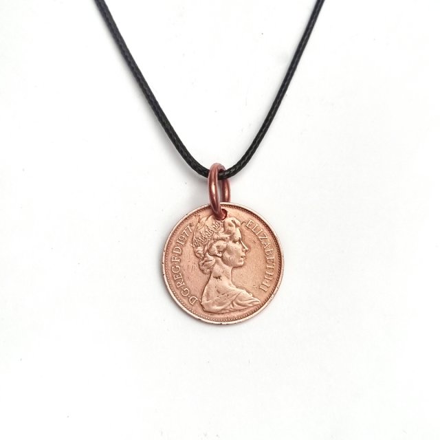 Wisiorek z monety 2 new pence 1977