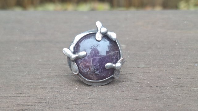 Ametyst z kwiatami - pierścionek regulowany