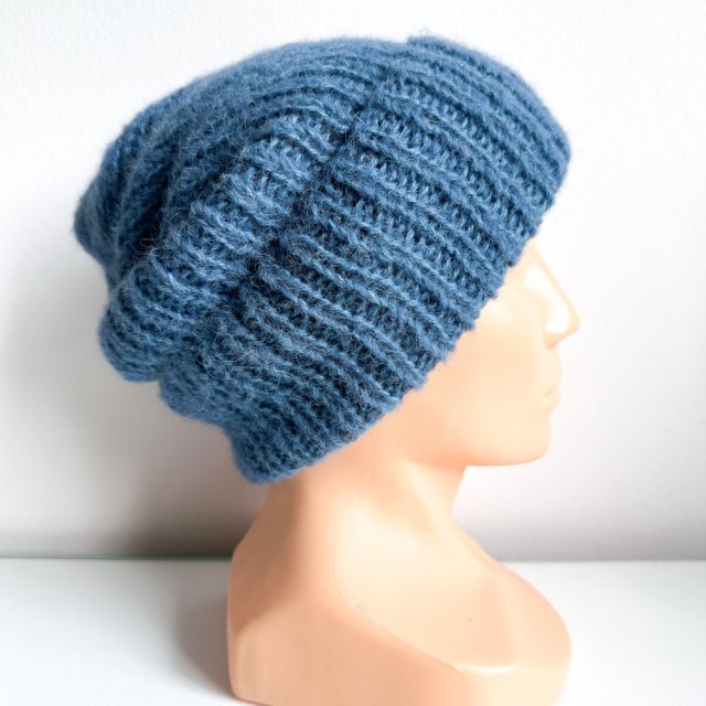 Ręcznie robiona czapka damska MORGANA Alpaka z Jedwabiem 6309/25 stalowy niebieski - od ręki