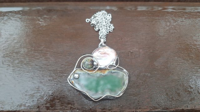 Koszmar ogrodnika - wisiorek