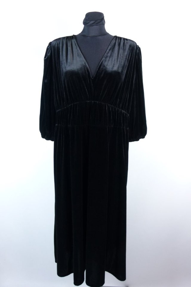 Marks & Spencer welurowa sukienka midi z metką 18 / 46