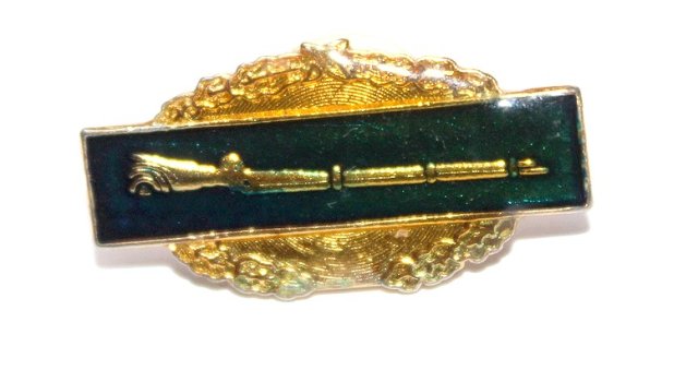 STRZELBA kolekcjonerska przypinka broszka ENGLAND