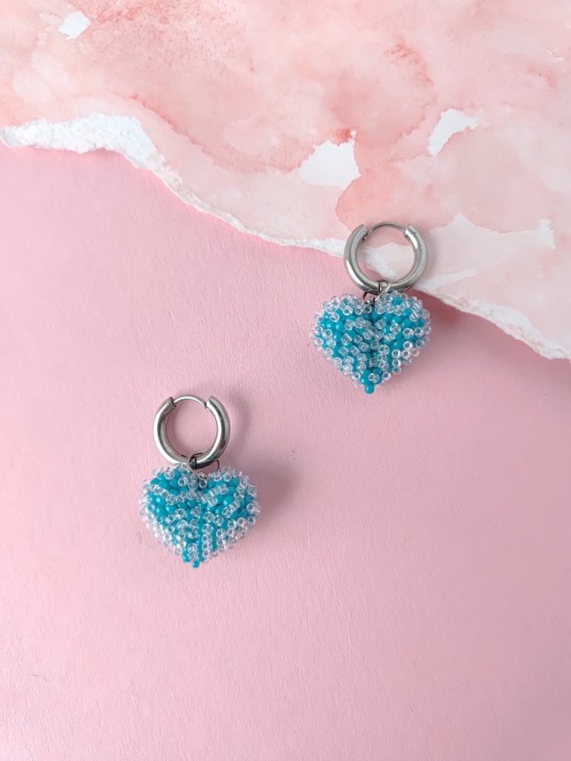 Kolczyki Serduszka z koralików niebieskie