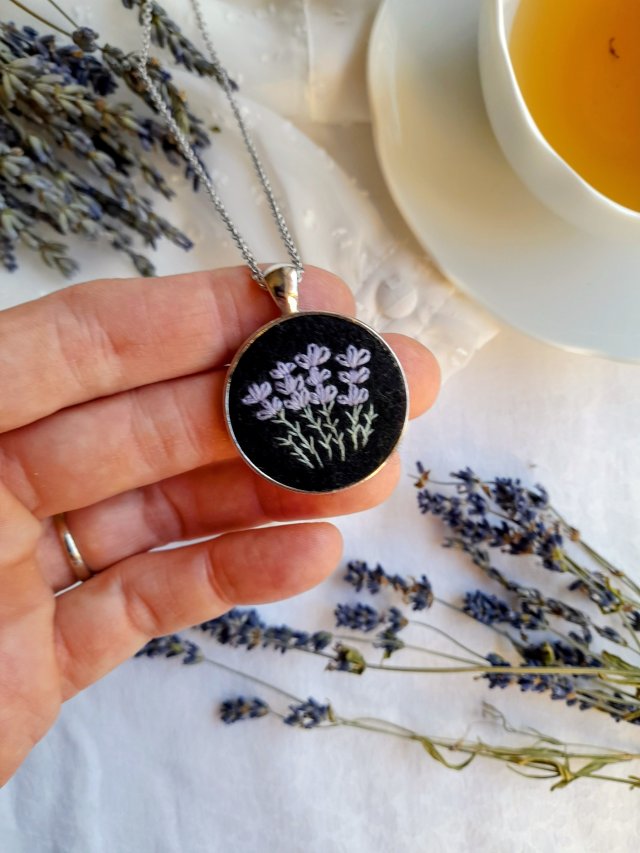 Naszyjnik Wieczór o zapachu lawendy