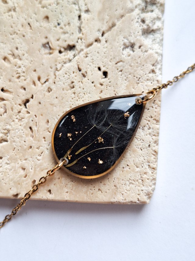 Bransoletka z żywicy łezka z dmuchawcem