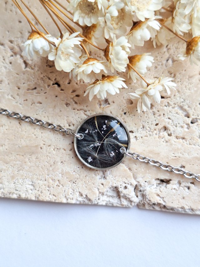 Bransoletka z żywicy kółko z dmuchawcem srebrna