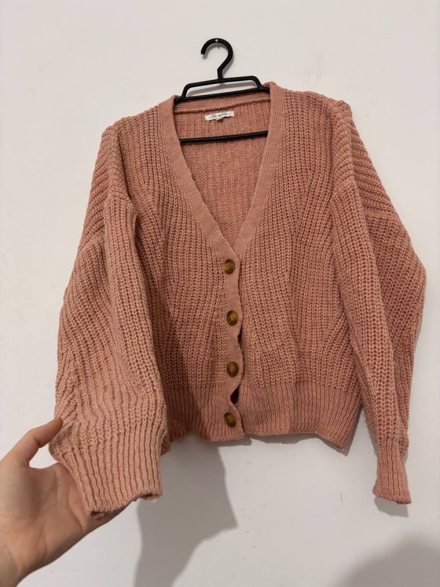 Różowy krótki kardigan Lole Espeleta na guziki, miękki sweter M