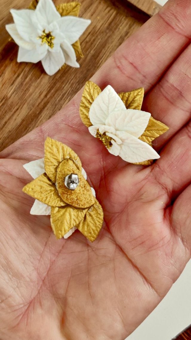 Kolczyki z kwiatem Gwiazdy betlejemskiej