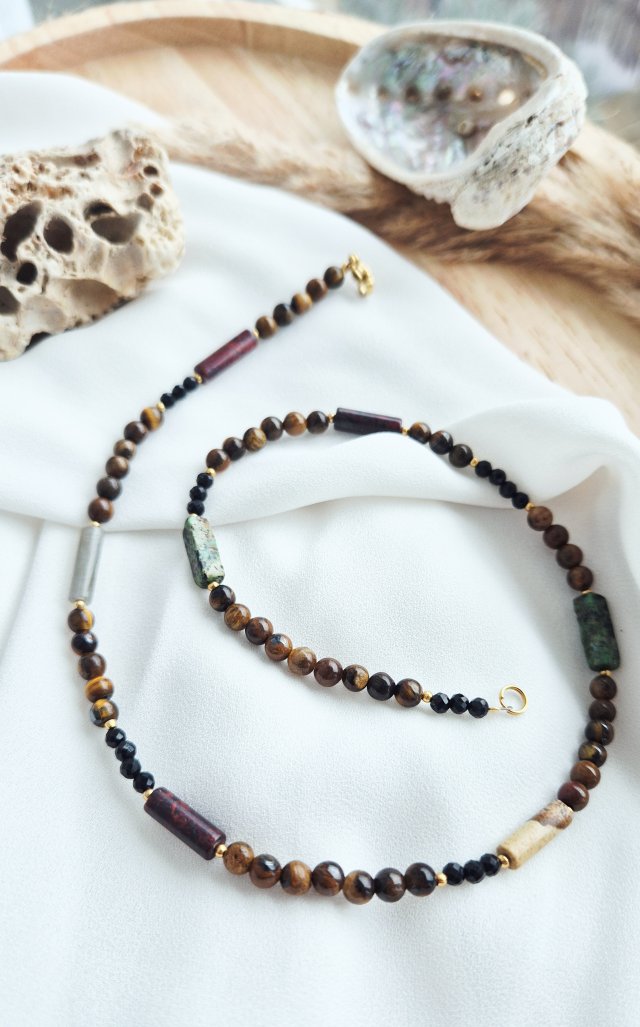 naszyjnik z naturalnych kamieni