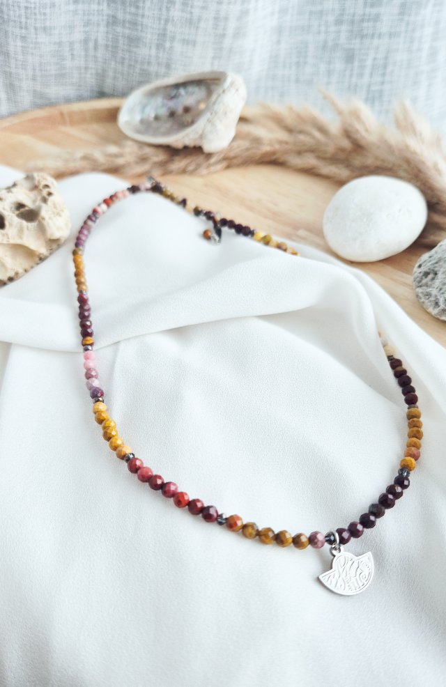 naszyjnik z naturalnych mokaitów