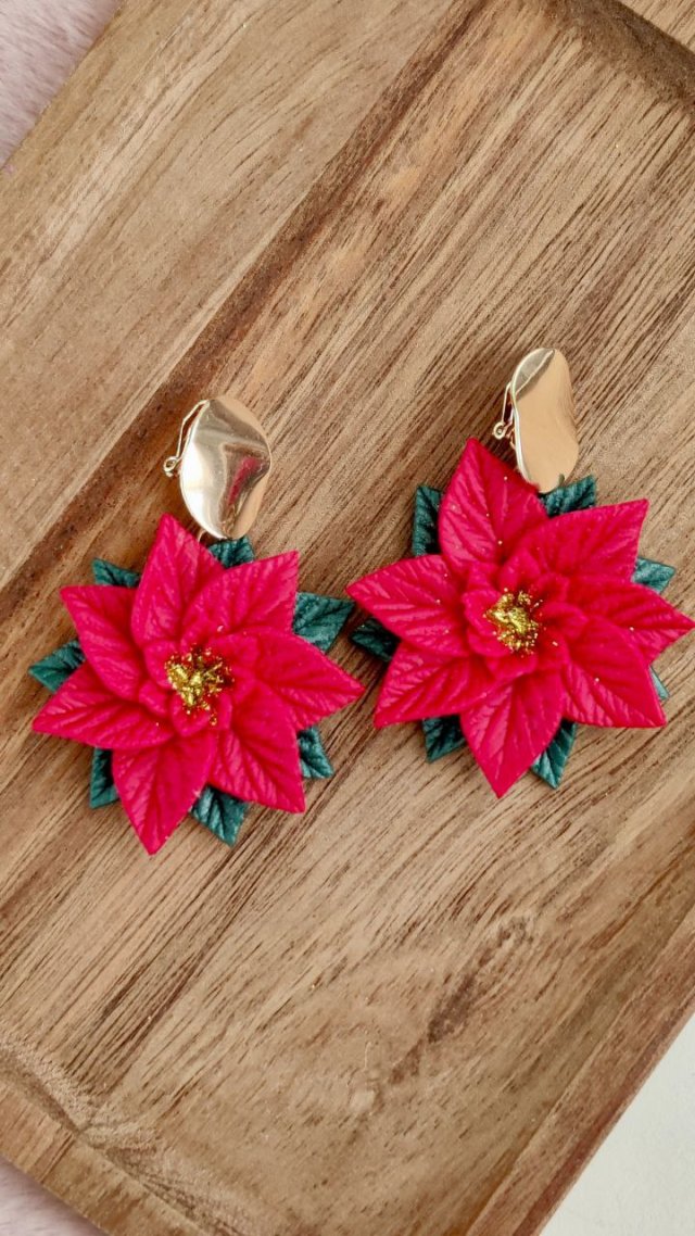 Klipsy z kwiatem Gwiazdy betlejemskiej