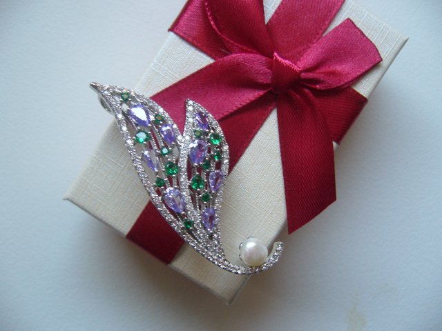 ELEGANCKA BROSZKA LIŚCIE LISTKI