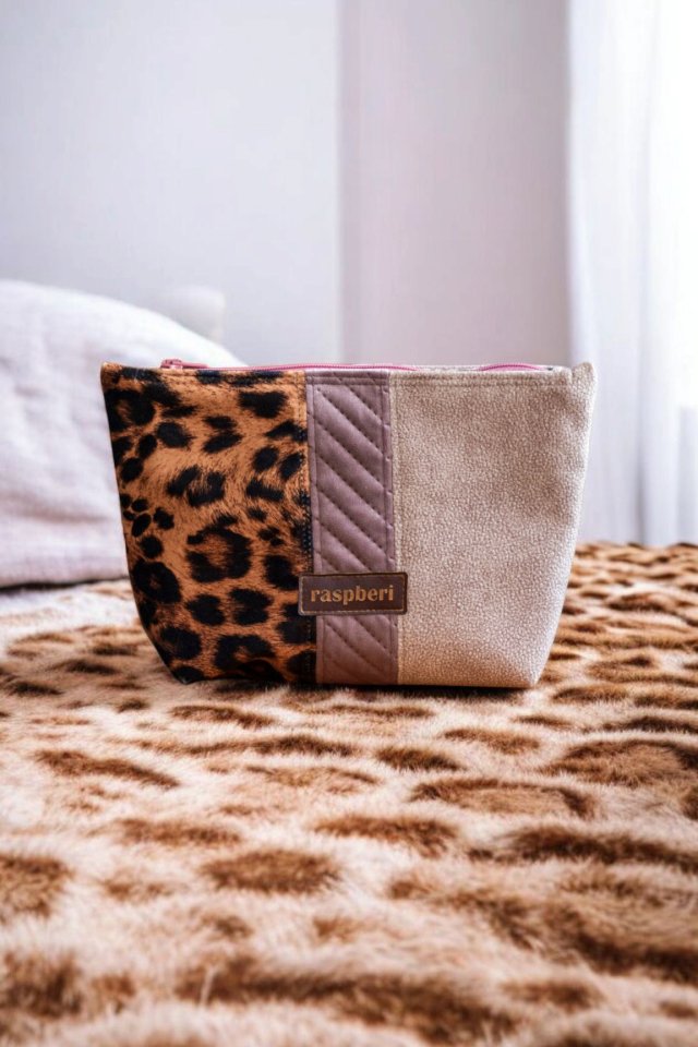 Kosmetyczka MAXI panterka