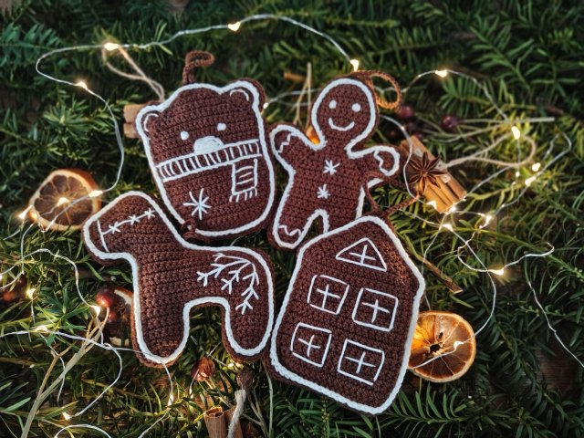 Zestaw pierniczków - ozdoba choinkowa