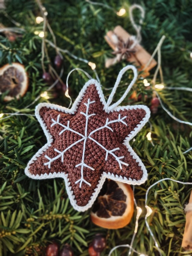 Świąteczna gwiazdka pierniczek - ozdoba choinkowa