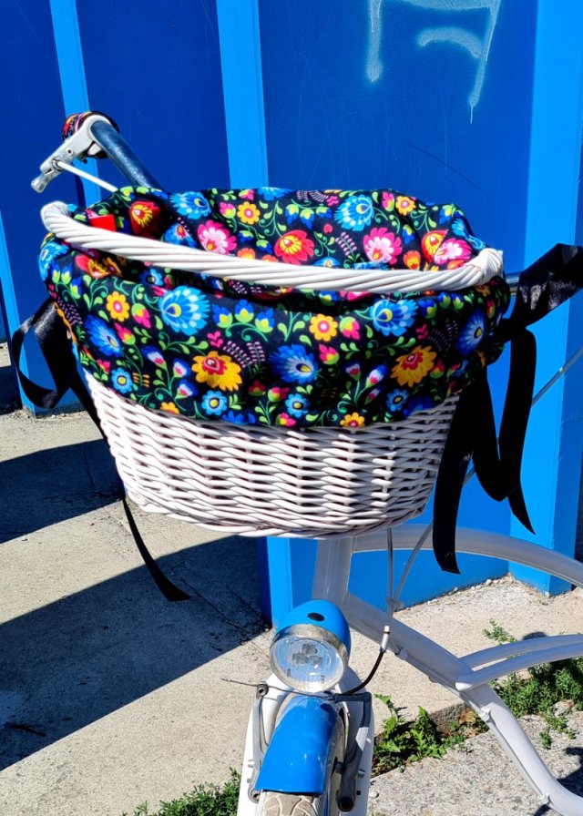 koszyk wiklinowy  + wkład KuRpIoWsKi