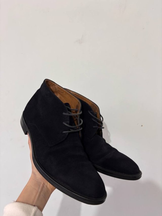 Hugo Boss — męskie buty z naturalnego zamszu, r. 43