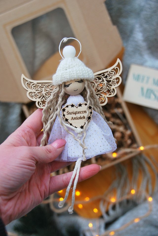 Świąteczny aniołek zawieszka #2 - pakowanie na prezent