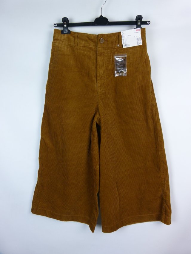 Uniqlo spodnie sztruksowe kuloty 3/4 / 28-M z metką