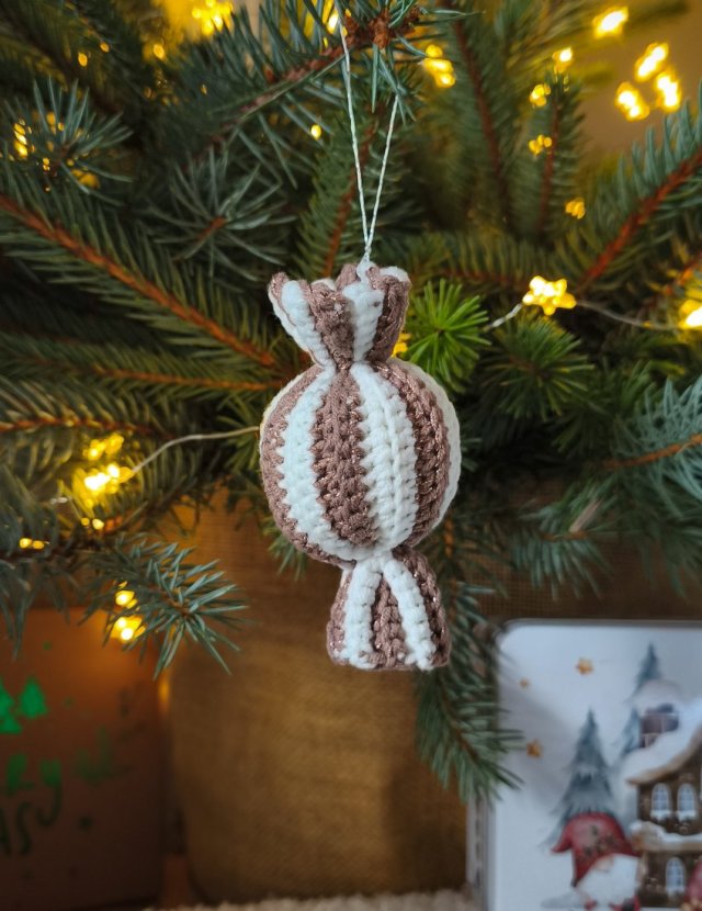 Cukierek (kawowy) ozdoba na choinkę, Zawieszka choinkowa, Ozdoba świąteczna