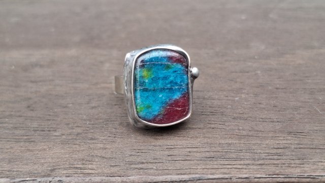 W kolorach różnych - pierścionek regulowany