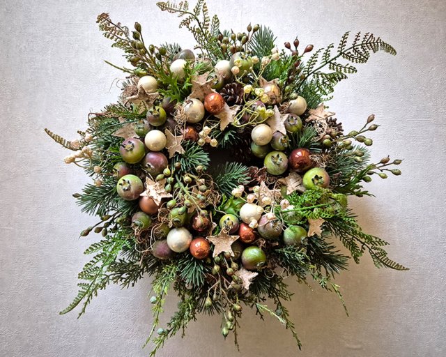 Wianek z jabłuszkami