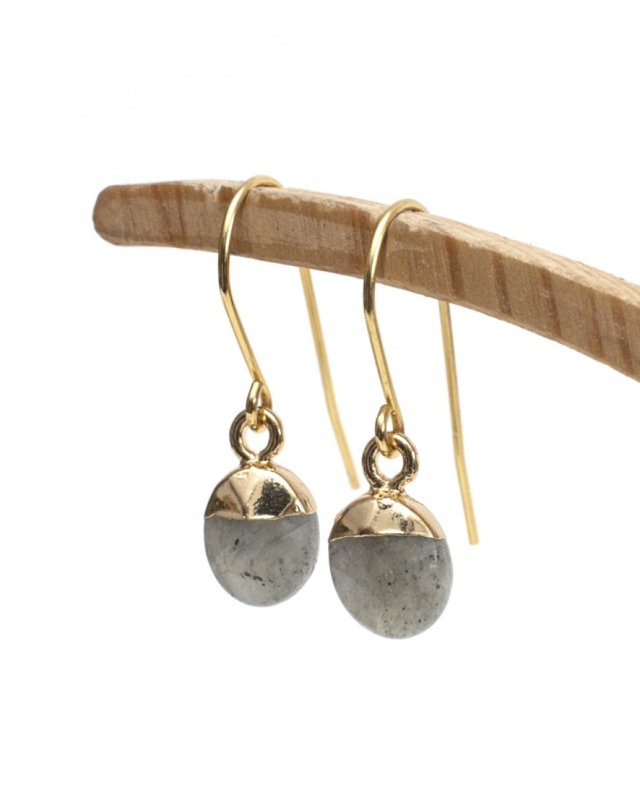 Kolczyki Iris z Labradorytem w złoconej oprawie.