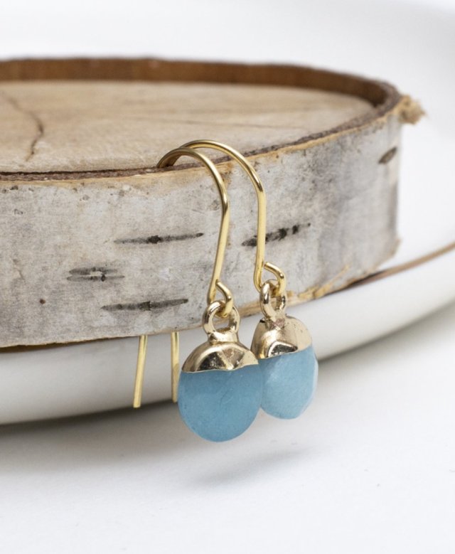 Kolczyki Turquesa z Jadeitem w złoconej oprawie.