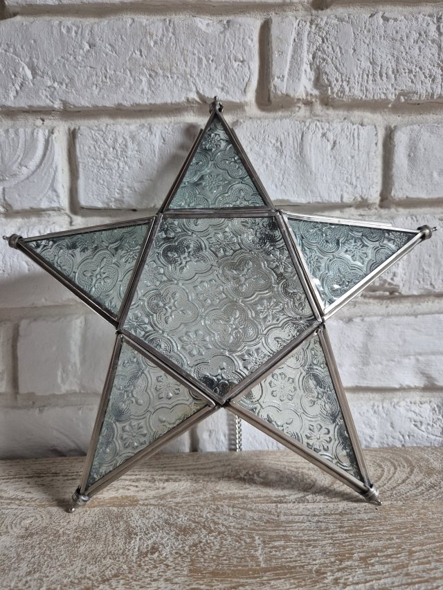 Szklany świecznik gwiazda
