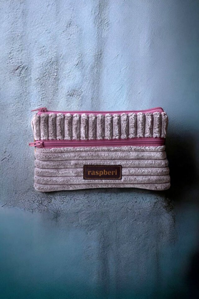 Pudroworóżowy portfelik ze sztruksu + panterka