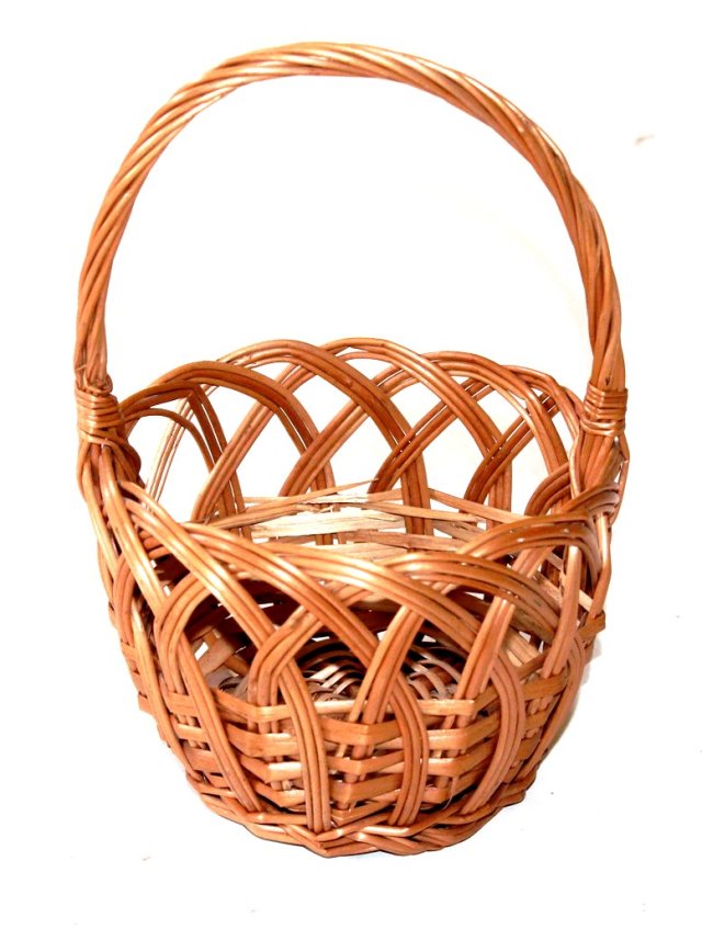 Wiklinowy koszyczek wielkanocny vintage