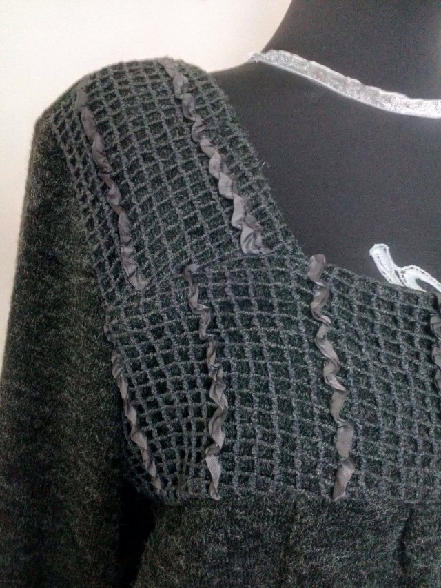 MARC LAUGE - SUKIENKA ( Z METKĄ )