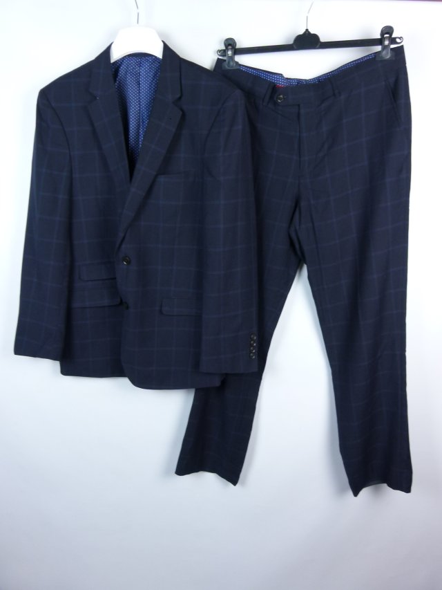 F&F elegancki granatowy garnitur w kratę / 42R - L