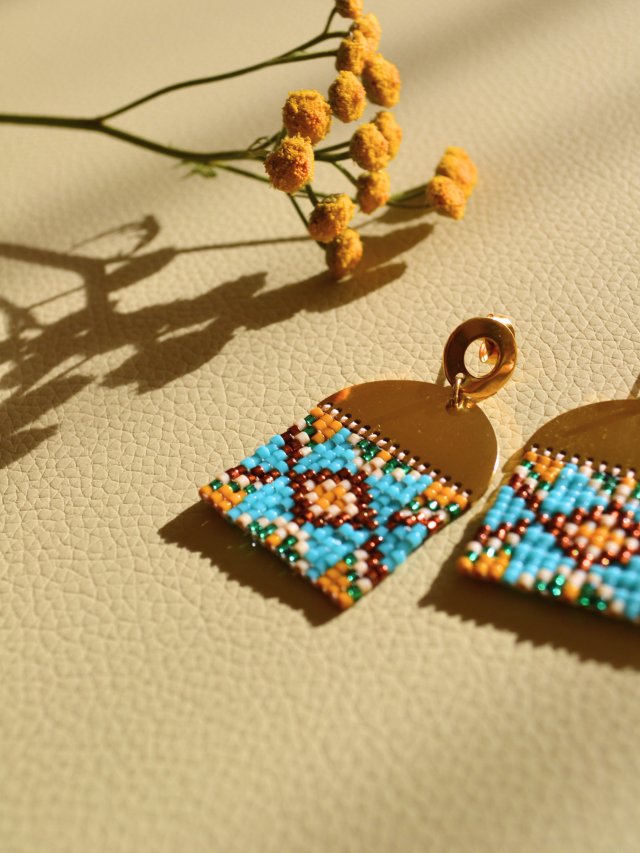 Turkusowa plecionka - kolczyki z koralików