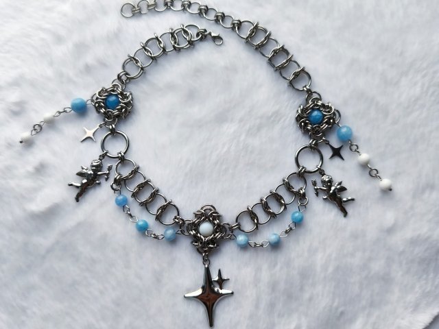 Komplet niebiański naszyjnik + kolczyki chainmaille amorki akwamaryn