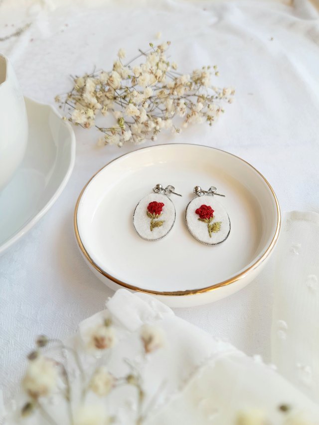 Kolczyki Bordowe róże ogrodowe owalne duże 2