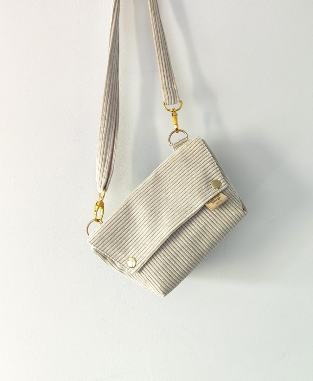 Torebka L E A Sand-sztruksowa mini torebka