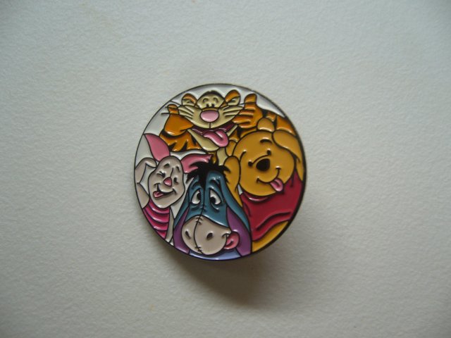 PIN PRZYPINKA BROSZKA KUBUŚ PUCHATEK I PRZYJACIELE