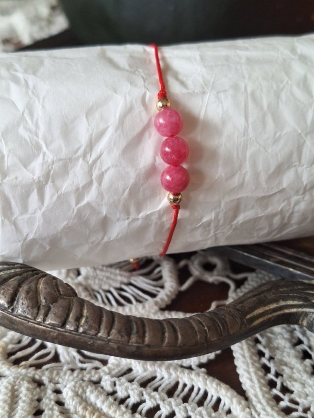 Bransoletka czerwony sznureczek rodonit